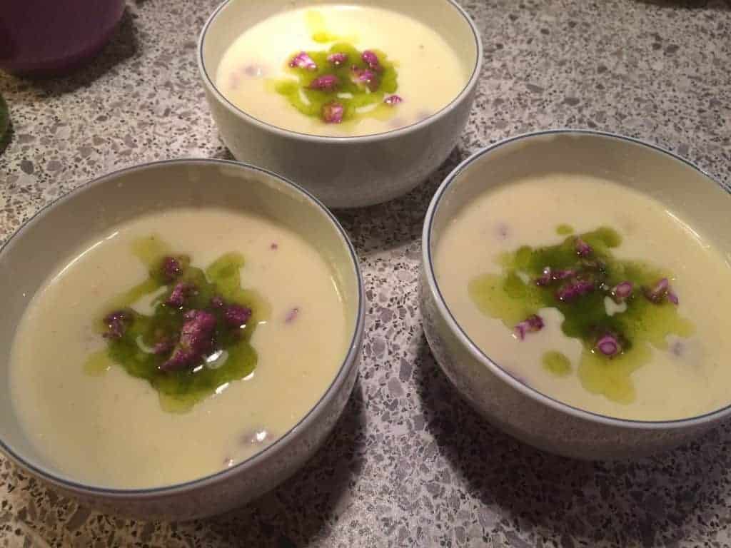 Blomkålsbisque med dildolie
